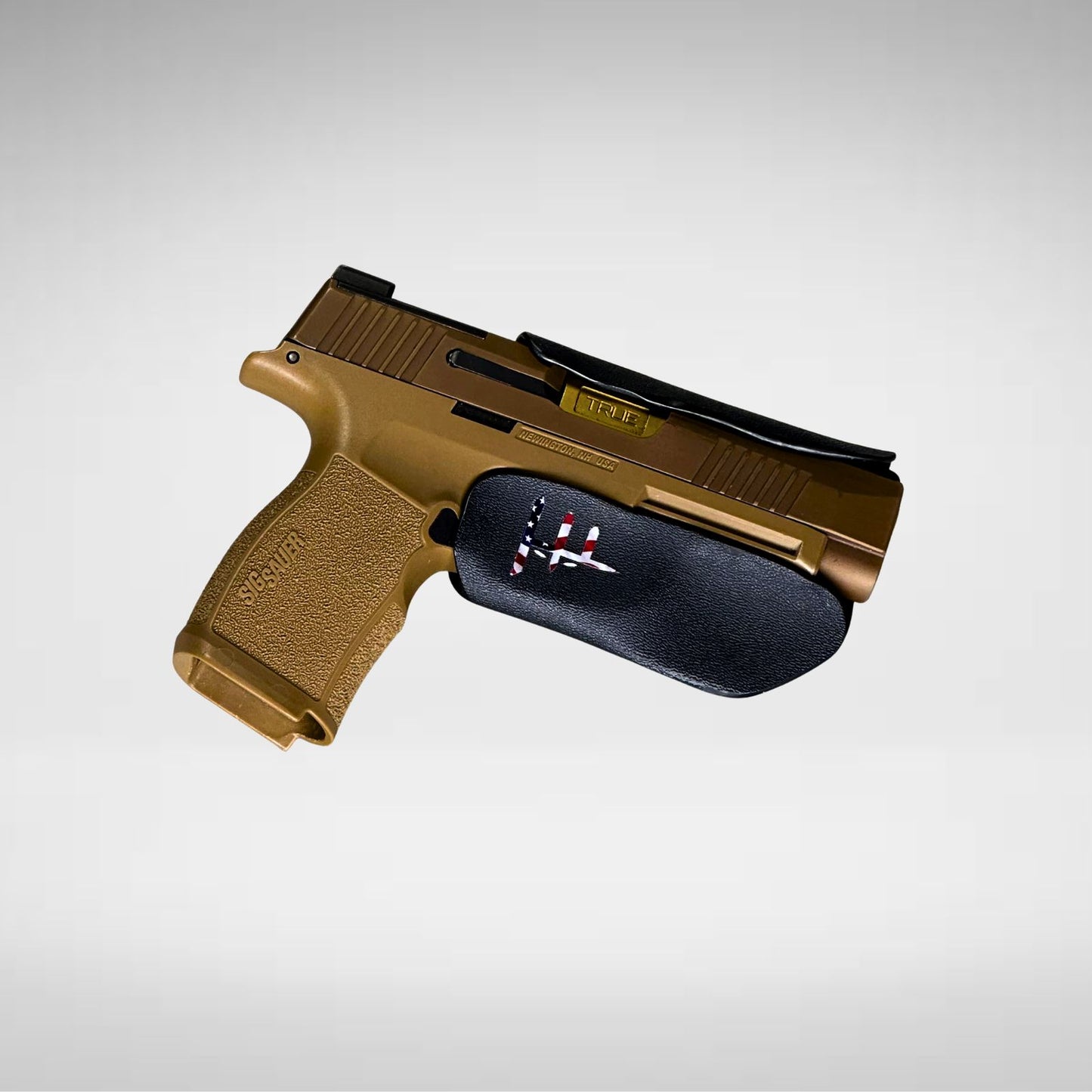 dravak-custom-fit-clipless-holster-sig-p365.jpg